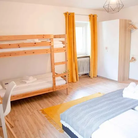 Gutshof Zum Wurzgarten - Haus Mit 5 Schlafzimmern Ferienhaus *