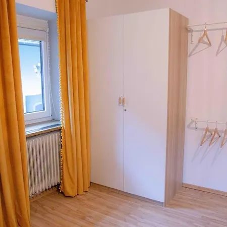 Gutshof Zum Wurzgarten - Haus Mit 5 Schlafzimmern * Schörfling