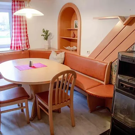 Ferienhaus Gutshof Zum Wurzgarten - Haus Mit 5 Schlafzimmern